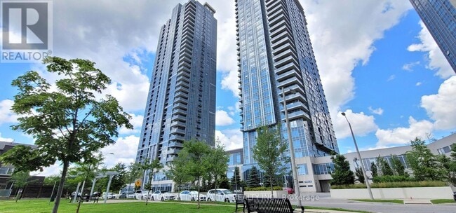 Photo - 275 Village Green Square Unit 323