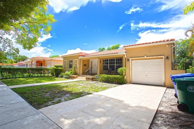 Photo - 600 SW 25th Rd