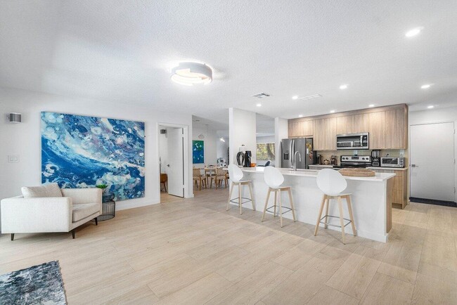 Photo - 5903 N Ocean Blvd