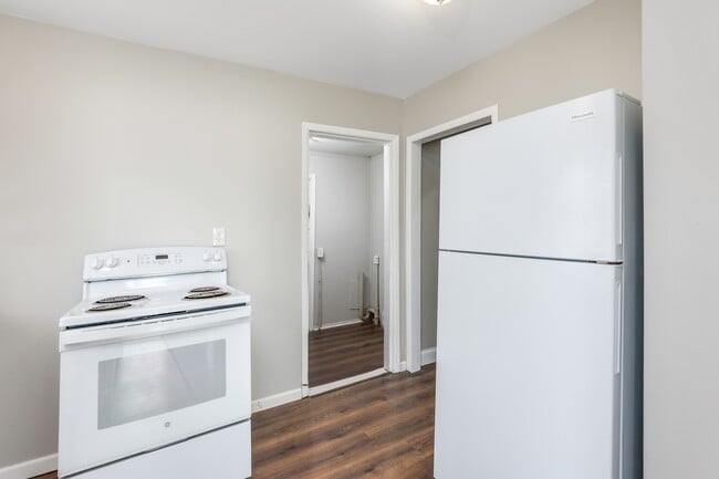 Photo - 11011 Dodge Ave