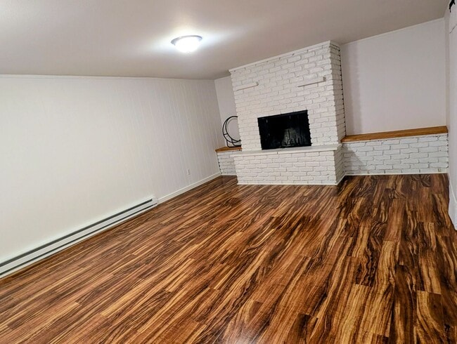 Photo - Spacious Rambler Townhome with Bonus room