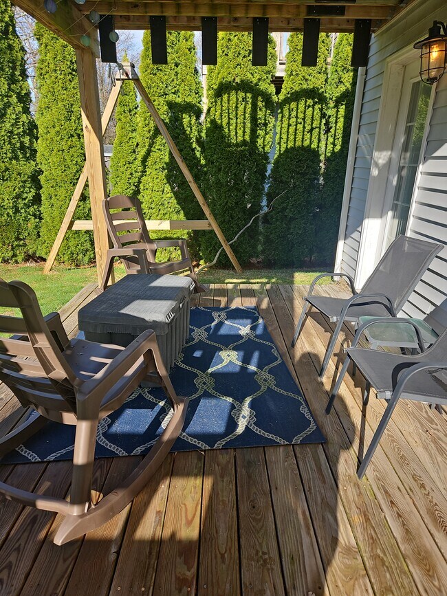 Photo - 75 Neptune St