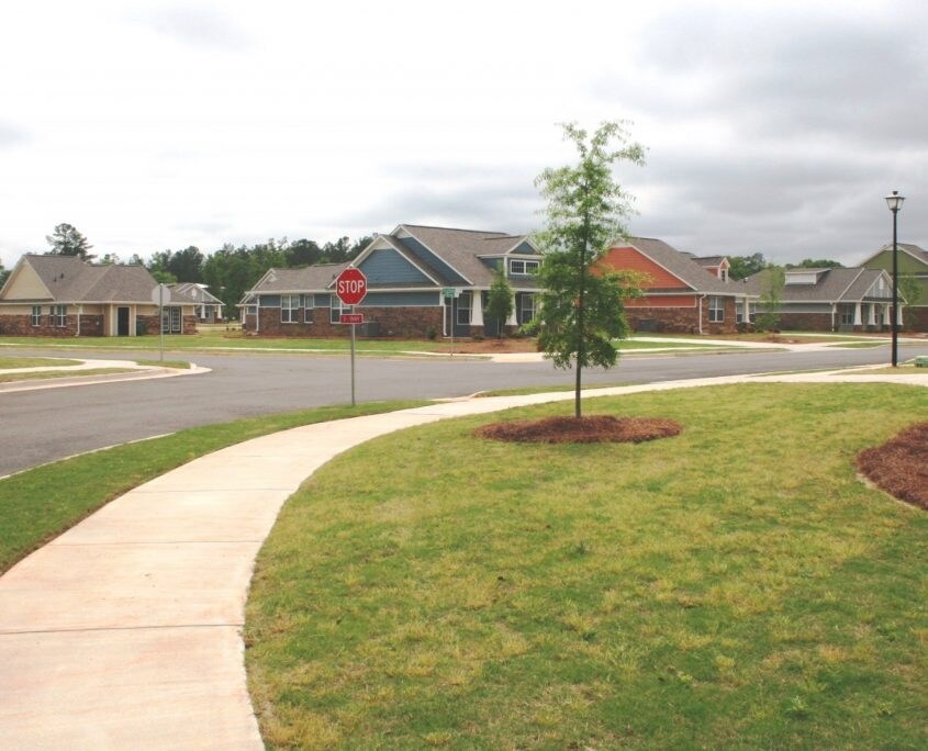Dupont Landing - Dupont Landing Apartments