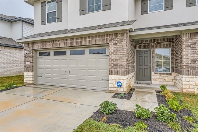 Photo - 18517 Cremello Dr