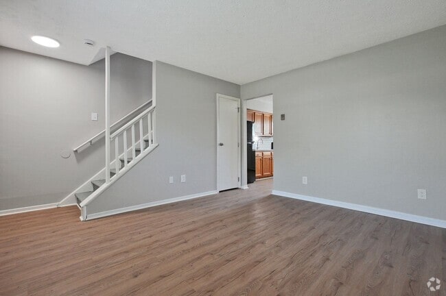 Building Photo - 2187-2193 Clarendon Ln Unit 2189 Rental