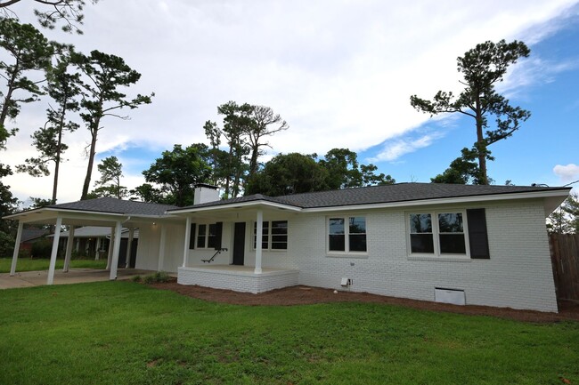 Building Photo - 2303 Jerry Jones Dr Rental