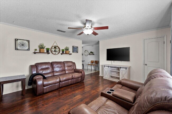 Photo - Fully Furnished Rental!!