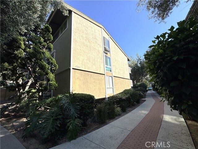 Building Photo - 6345 Green Valley Cir Unit 114 Rental
