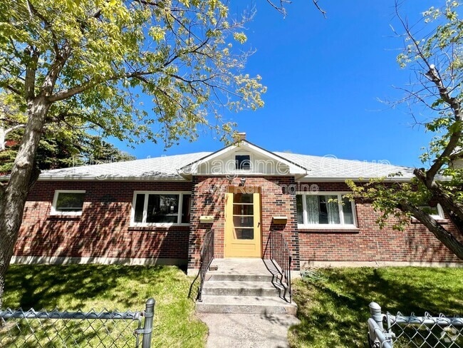 Building Photo - 540 E 6th Ave Rental
