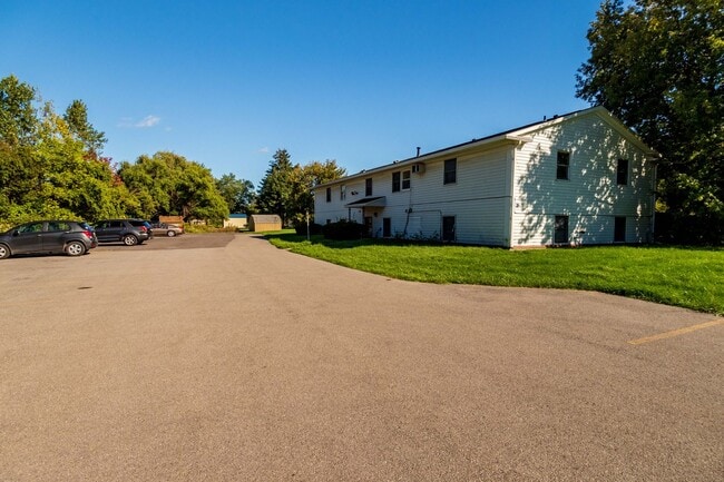 Photo - Willow View Apartments