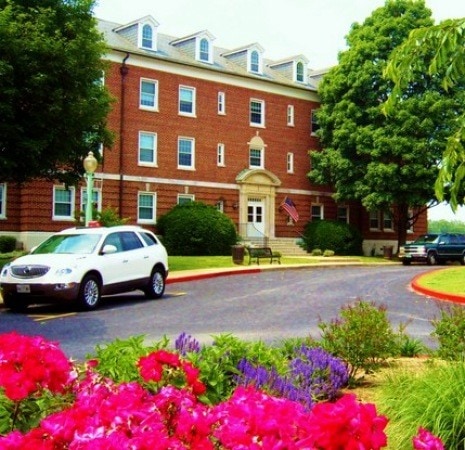 Perry Circle Apartments - Perry Circle Apartments