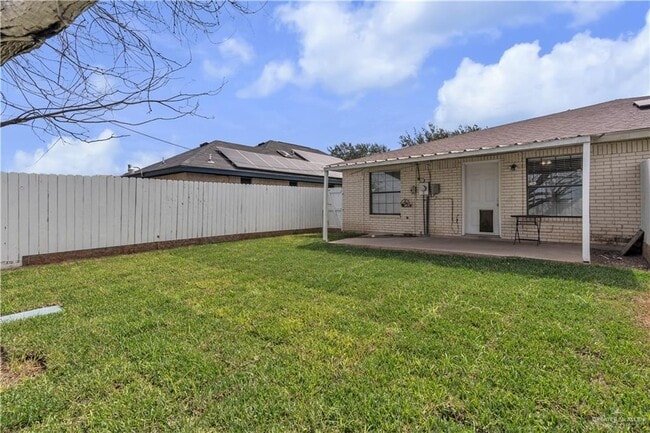 12 Lake View Dr