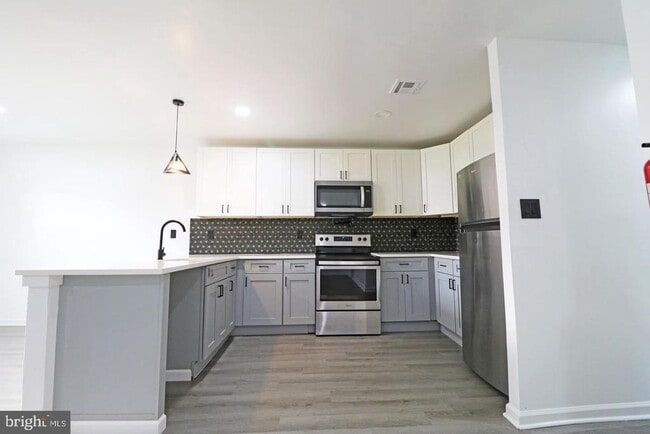 Photo - 511 Corinthian Ave