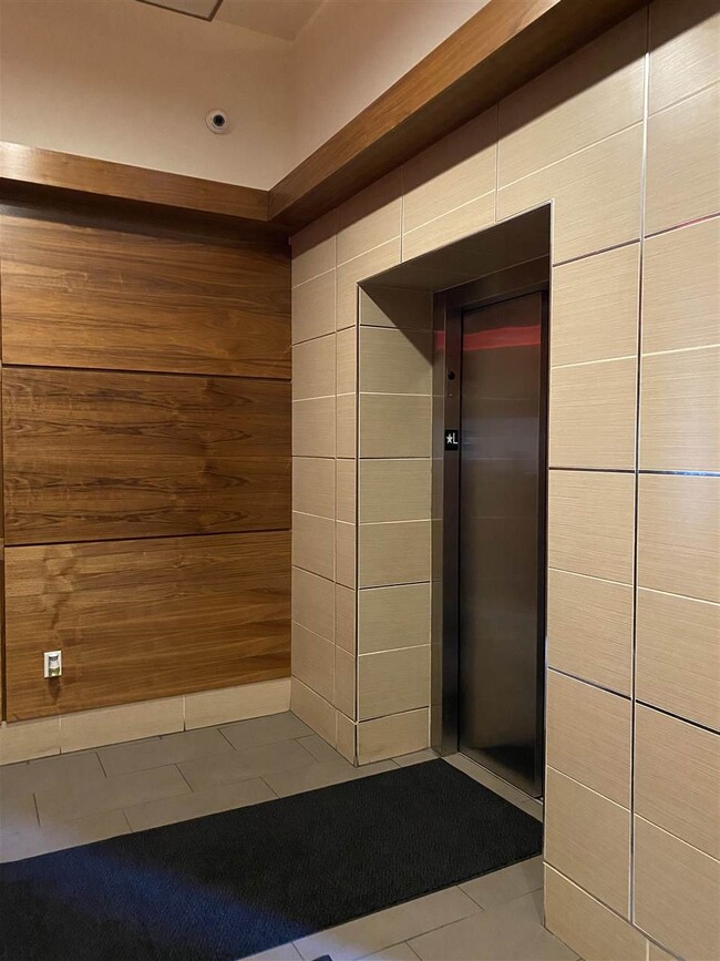 Photo - 5805 JEFFERSON St Unit 307