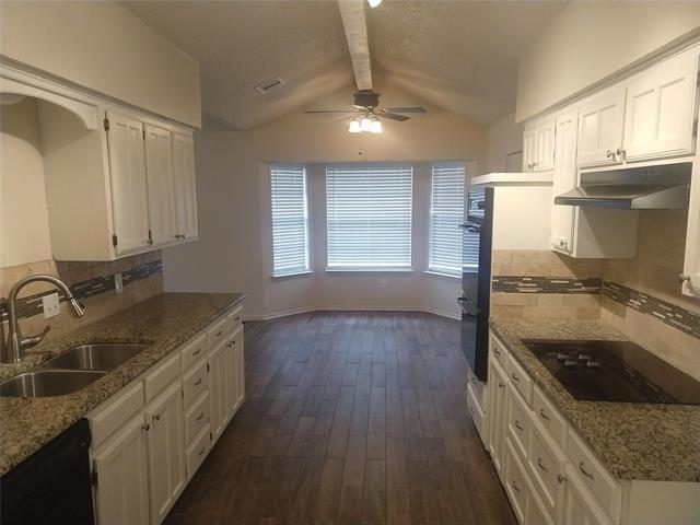 Photo - 3819 Wrentham Dr