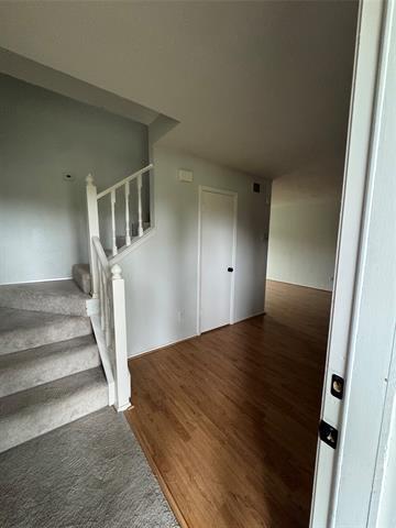 Photo - 323 Towne House Ln