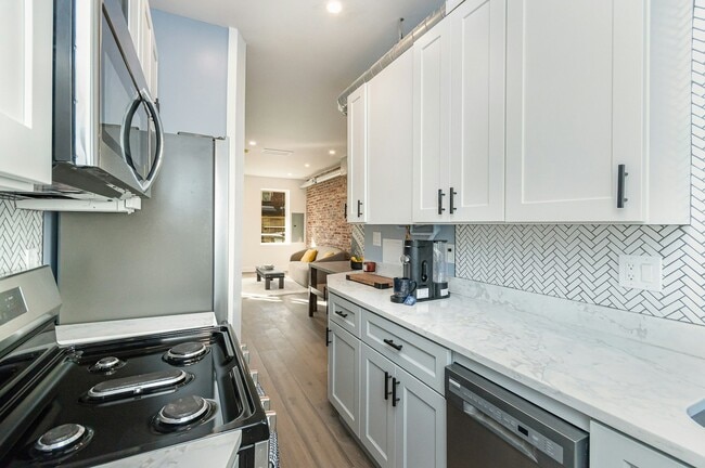 Photo - 1610 Rosedale St NE