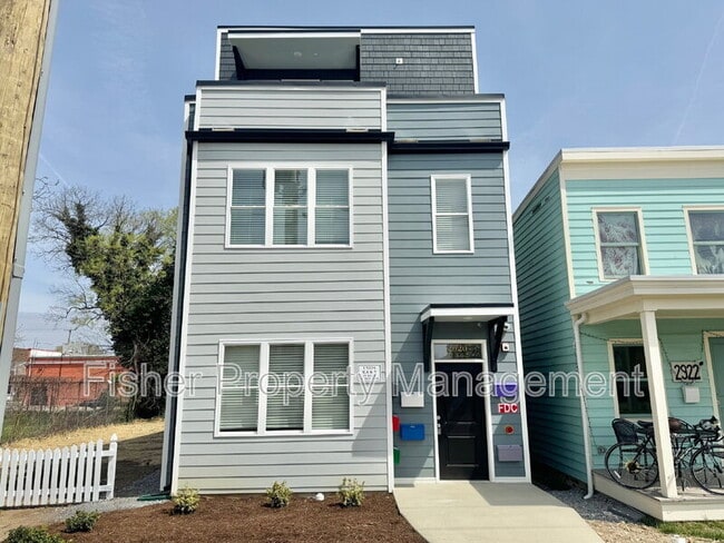 Building Photo - 2920 P St Unit 3