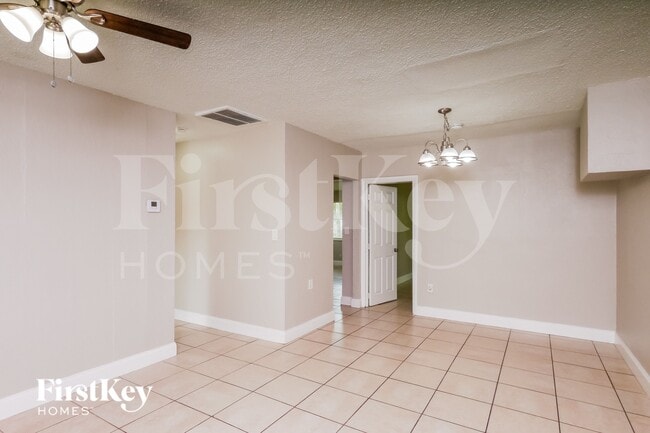 Photo - 4531 NE 5th Ave