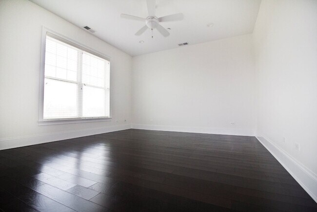 Photo - 2500 Green Bay Rd Unidad 101