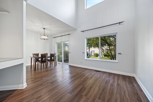 Photo - 17578 Gilbert Dr