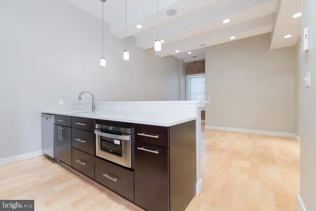 Photo - 1511 11th St NW Unit 101