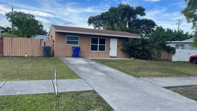 Building Photo - 6205 Rodman St Rental