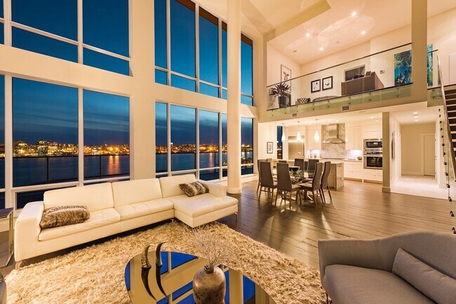 Photo - The Aqua Vista - Penthouse Unit 1103