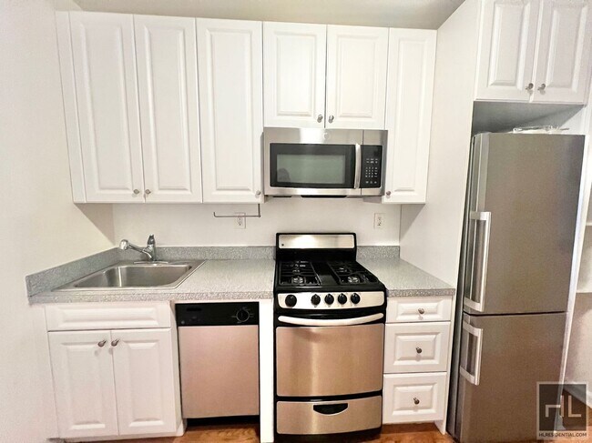 Photo - AMSTERDAM AVENUE Unit 4S