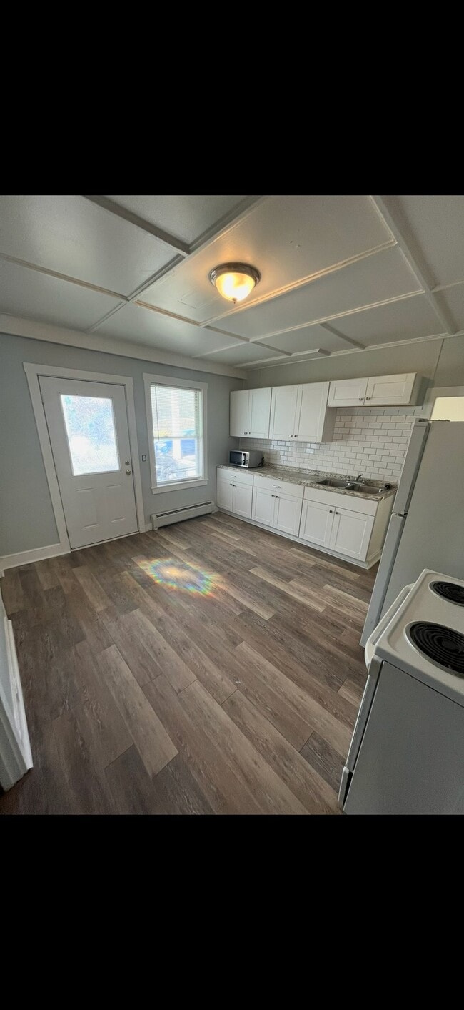 2 Gray Ave Unit 1
