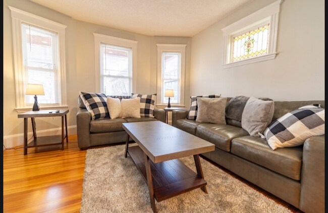 Photo - 22 Dearborn St Unidad 2