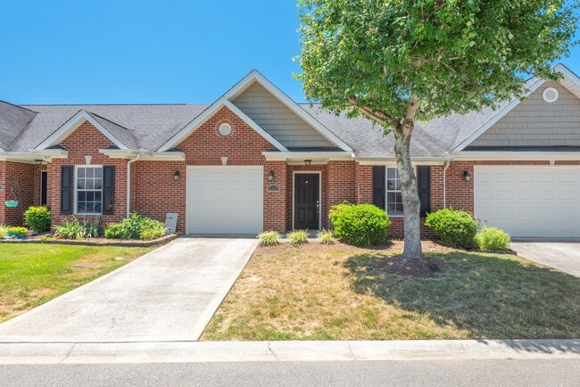 Photo - 2113 Fig Tree Way