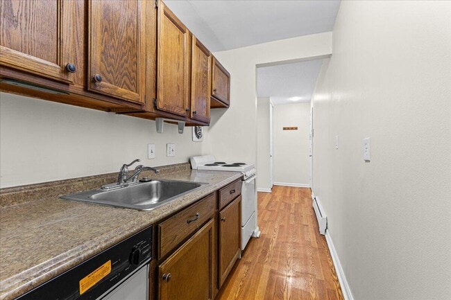 Photo - 1531 Packard St Unit 13