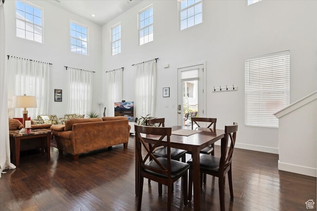 Photo - 10606 S Redknife Dr