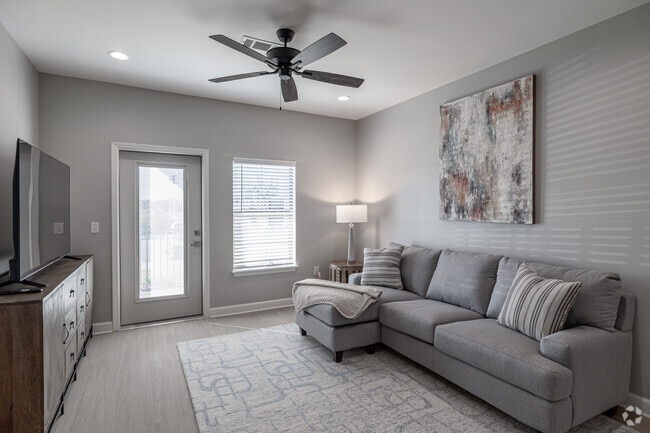 1 habitación, 1 baño, 718 pies cuadrados, sala de estar - Encore at Lewis Ranch
