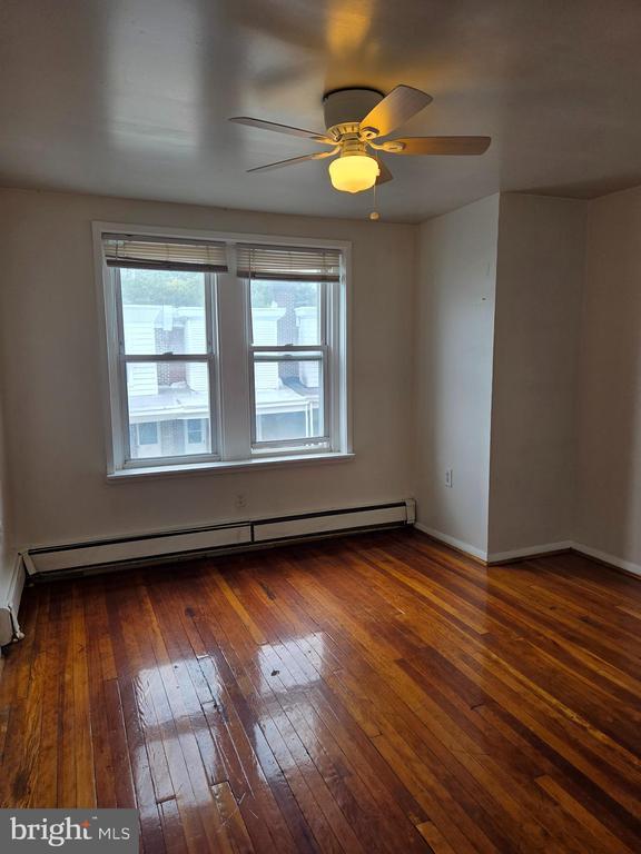 Photo - 4013 Creston St