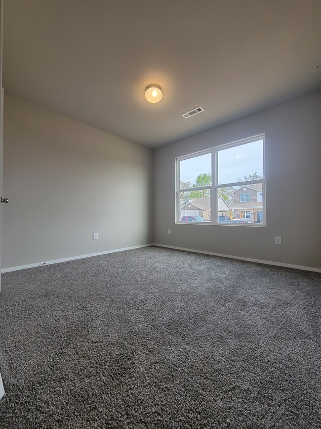 Photo - 1741 Hermitage Dr