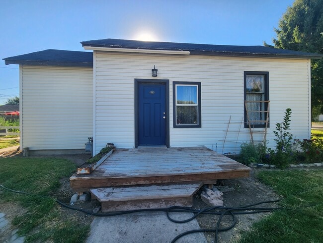 Photo - Rupert 6th St Cottage