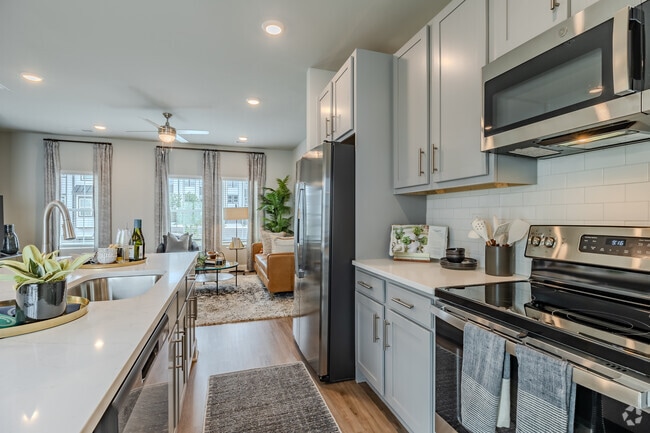 2BR, 2.5BA - 1353SF - Kitchen - Generation Avondale East