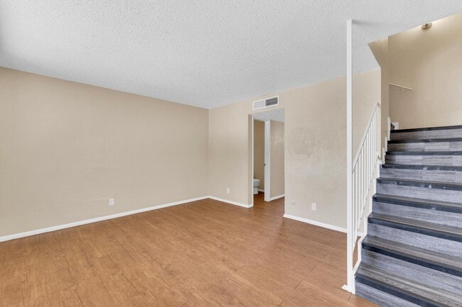 Photo - 3300 Johnson Ave