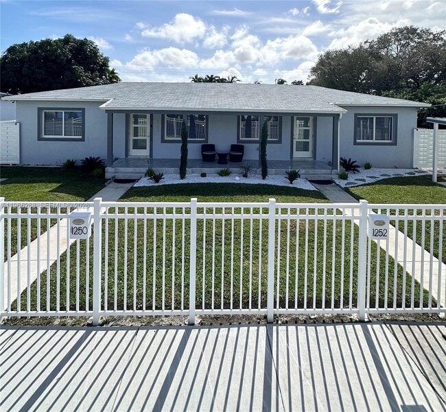 Photo - 1250 NW 57th St Unidad 1252