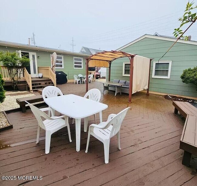 Photo - 138 10th Ave