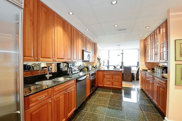Photo - 990 N Lake Shore Dr Unit 014C