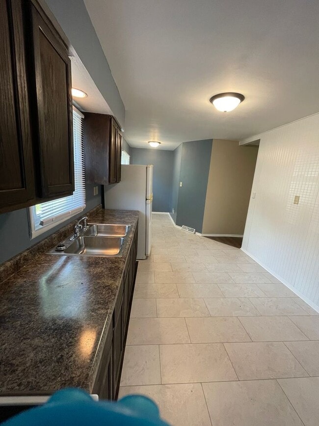 Photo - $1050 month/deposit Rare find! Remodeled 3bd Ranch 2 car garage in Savage Addition!