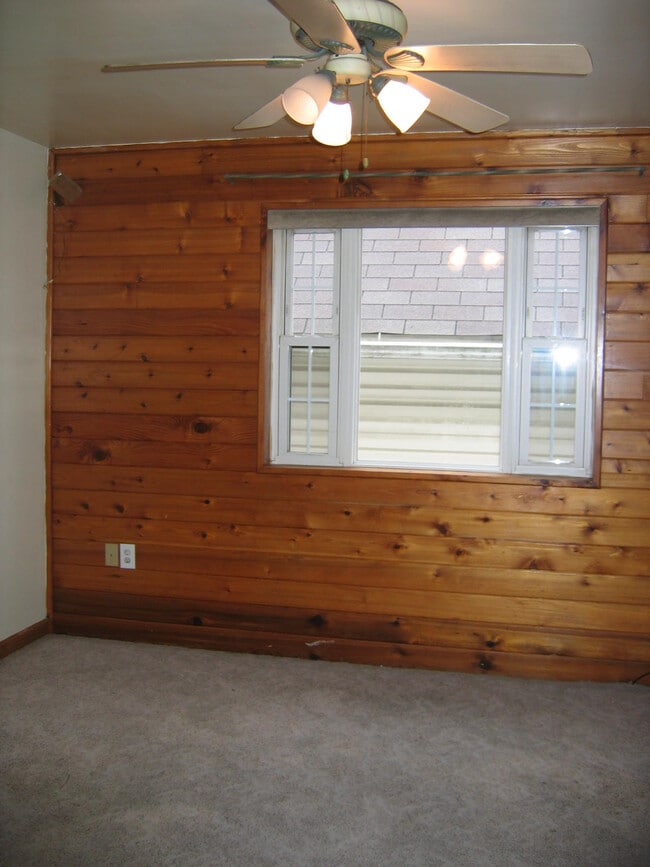 Building Photo - 613 Hiland Ave Rental