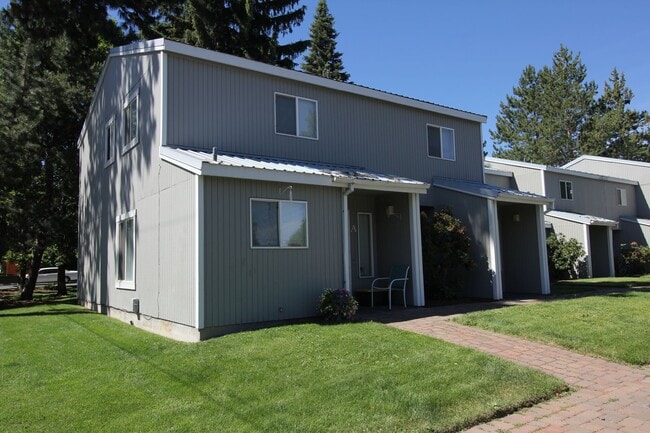 Photo - PILOT BUTTE TOWNHOMES