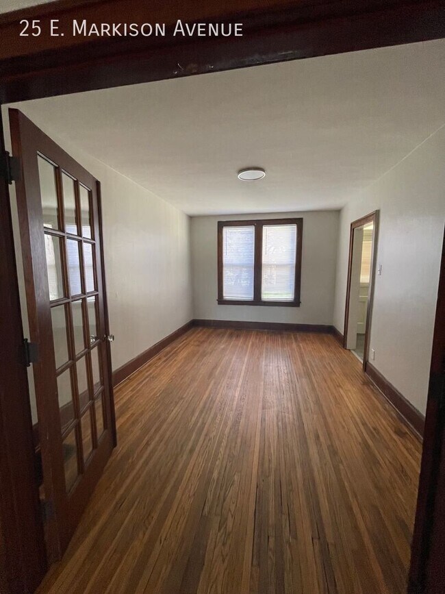 Photo - 25 E Markison Ave