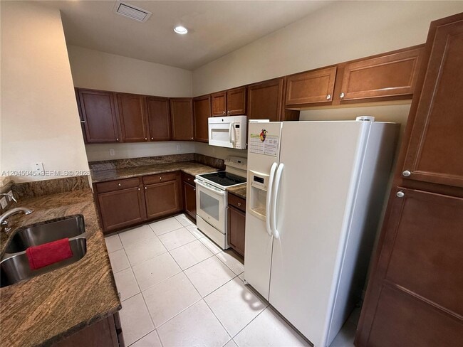 Photo - 9572 SW 169th Pl