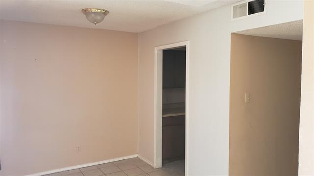 Photo - 433 Matt Ln Townhome