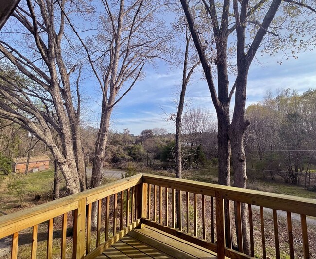 Photo - Charming 2 bedroom condo off of Jamestown Road! AVAILABLE July 2026!